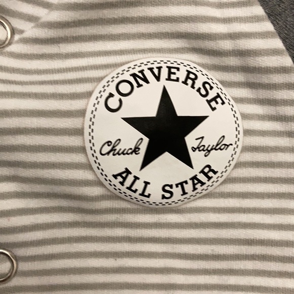 Converse Onesie🖤 - Picture 2 of 5